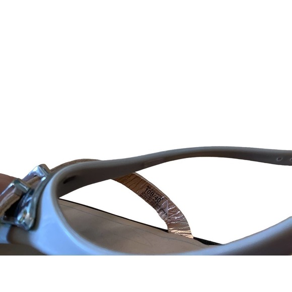 BCBGeneration “Calantha” GRAY/BEIGE T-STRAP JELLY SANDALS 10B NWOB - Picture 7 of 10